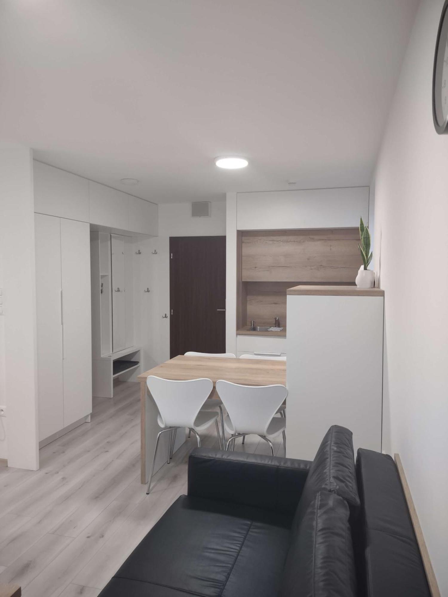 Apartman Kyjev 2 Podhájska Exterior photo